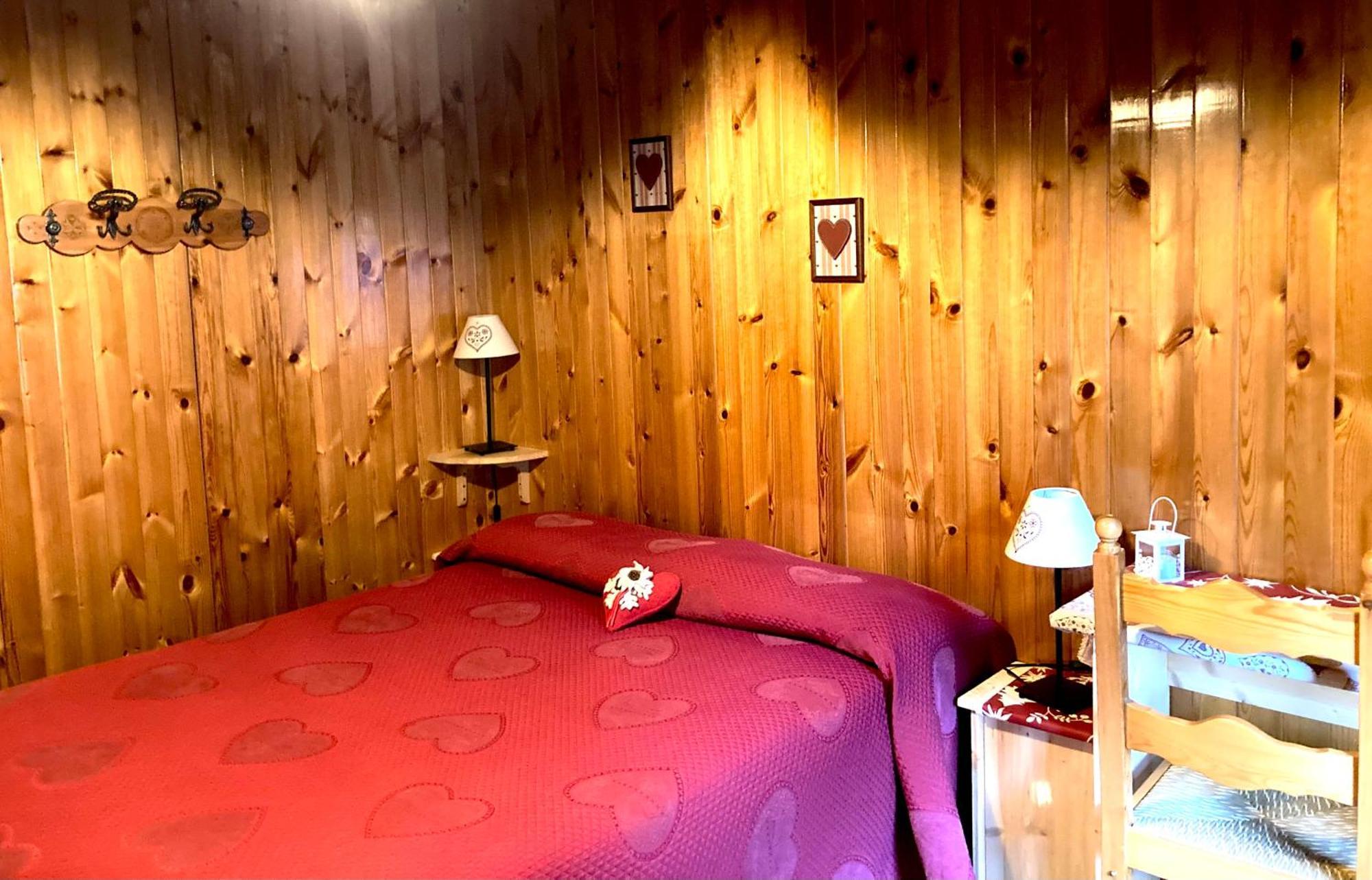 B&B Maison Vallomy Lillianes Exteriér fotografie