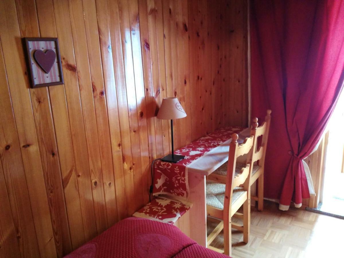 B&B Maison Vallomy Lillianes Exteriér fotografie