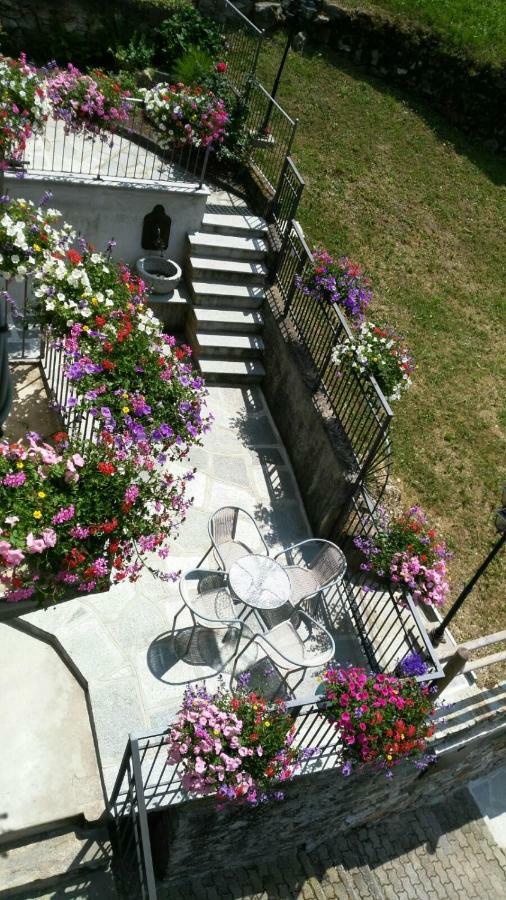 B&B Maison Vallomy Lillianes Exteriér fotografie